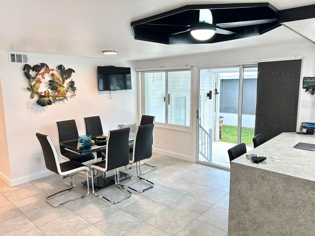 111 Alamanda Lane, Deerfield Beach, FL 33442