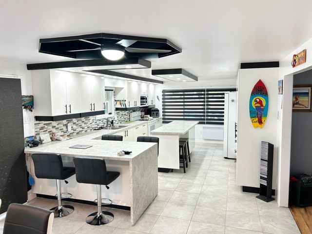 111 Alamanda Lane, Deerfield Beach, FL 33442