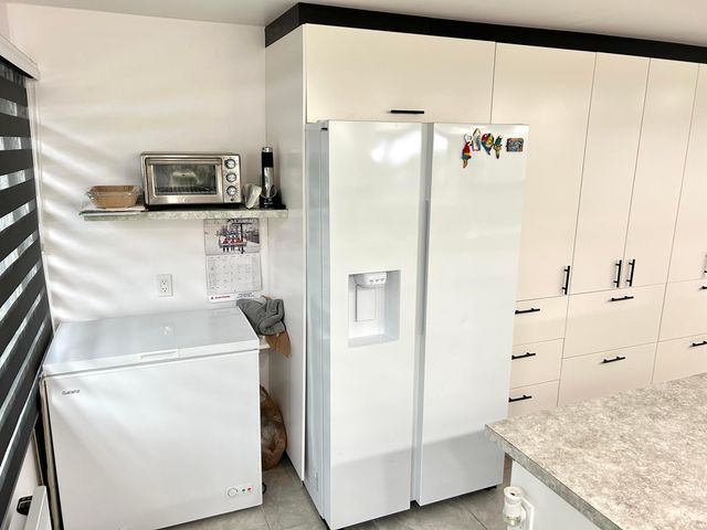 111 Alamanda Lane, Deerfield Beach, FL 33442