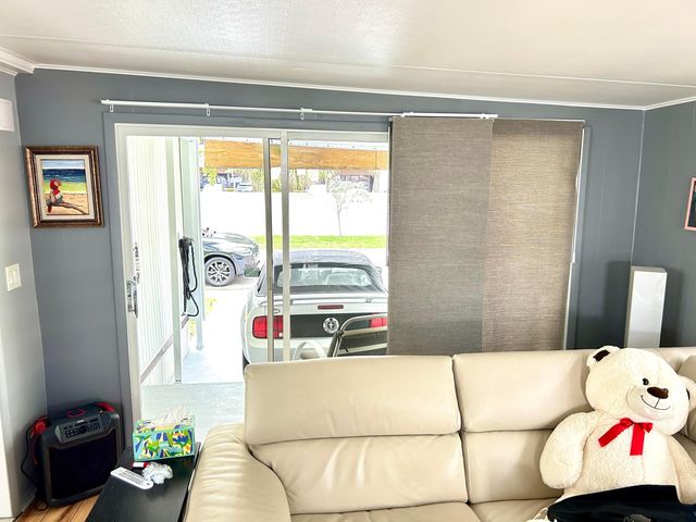 111 Alamanda Lane, Deerfield Beach, FL 33442