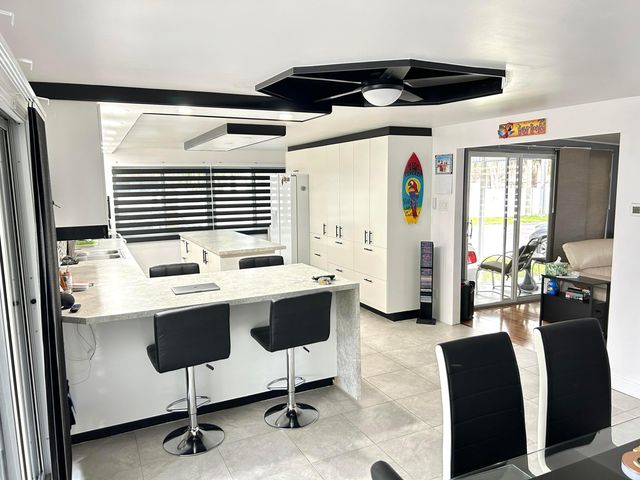 111 Alamanda Lane, Deerfield Beach, FL 33442