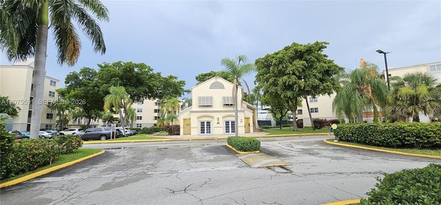 8363 Lake Drive 108, Doral, FL 33166