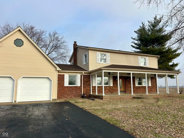 728 E County Road 100 N, Frankfort, IN 46041