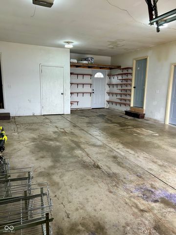 728 E County Road 100 N, Frankfort, IN 46041