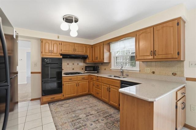 1307 Silver LANE, Robinson Twp, PA 15108