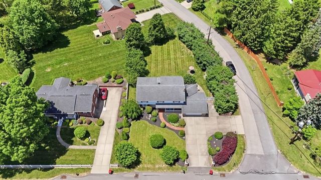 1307 Silver LANE, Robinson Twp, PA 15108