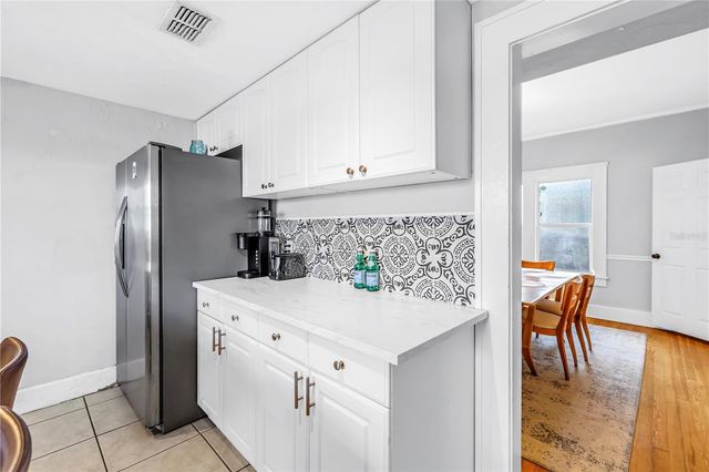 1726 2ND AVENUE N, St Petersburg, FL 33713