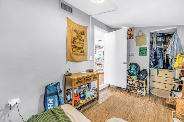 1726 2ND AVENUE N, St Petersburg, FL 33713