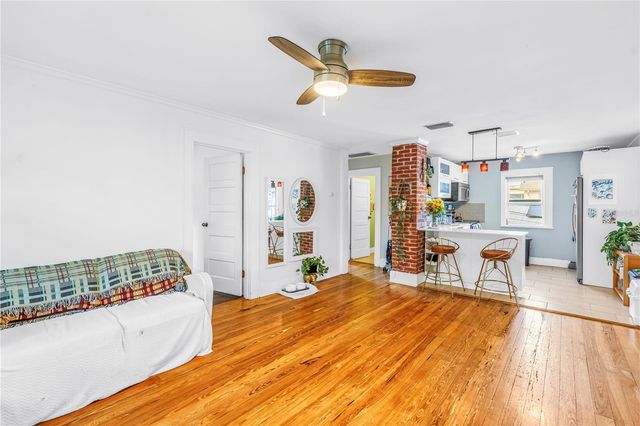 1726 2ND AVENUE N, St Petersburg, FL 33713