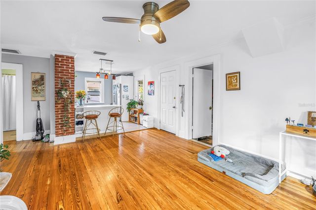 1726 2ND AVENUE N, St Petersburg, FL 33713