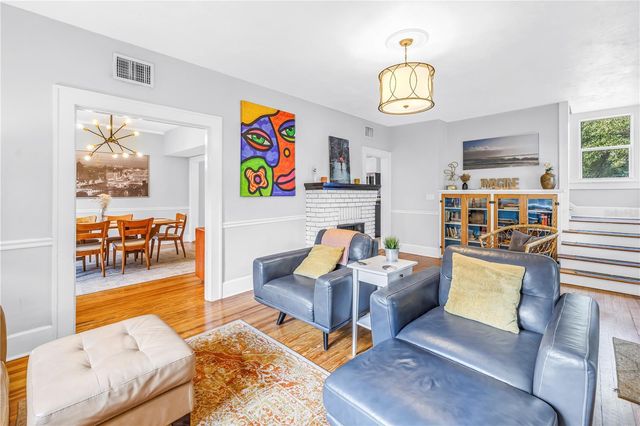 1726 2ND AVENUE N, St Petersburg, FL 33713