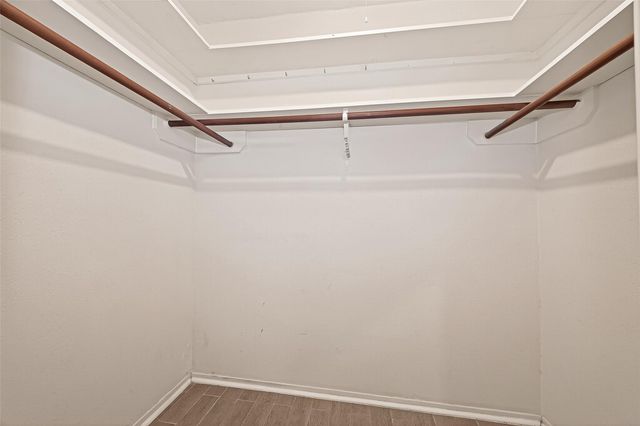 13040 Greenway Chase Court 3040, Houston, TX 77072