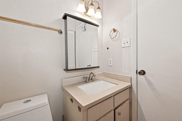 13040 Greenway Chase Court 3040, Houston, TX 77072