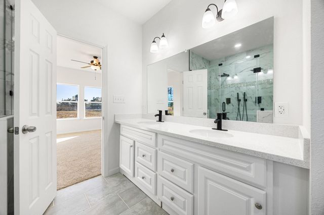 78 Road 5112, Cleveland, TX 77327