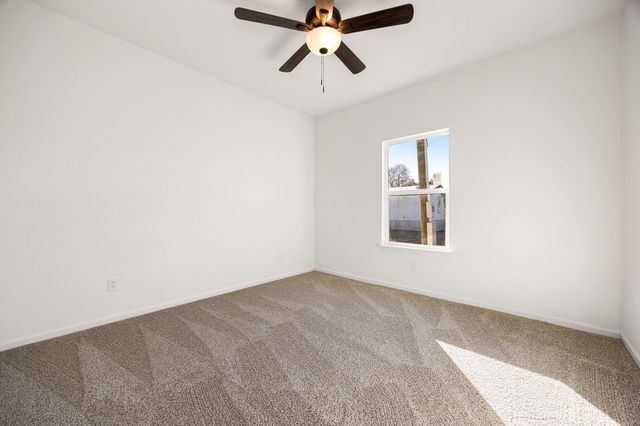 78 Road 5112, Cleveland, TX 77327