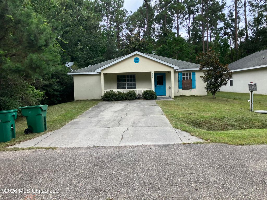 6274 W Benton Street, Bay Saint Louis, MS 39520