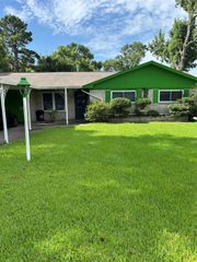 424 Zinn Drive, Crosby, TX 77532