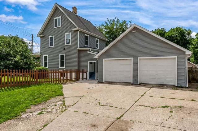948 Harrison Avenue, Beloit, WI 53511