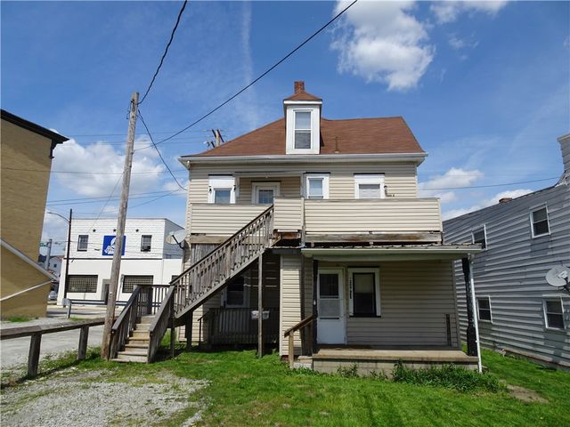 209 Depot St, Youngwood, PA 15697