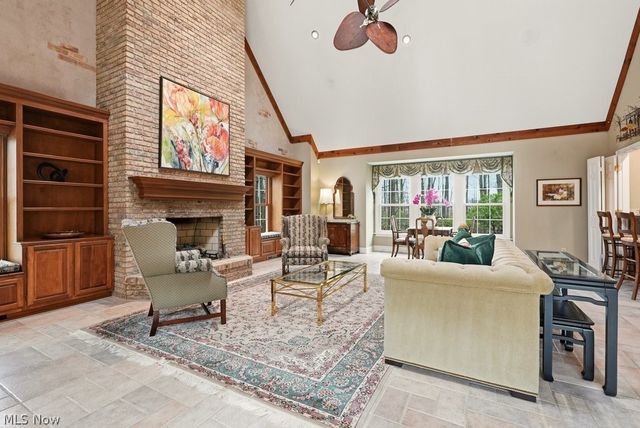 7751 Chagrin Road, Chagrin Falls, OH 44023