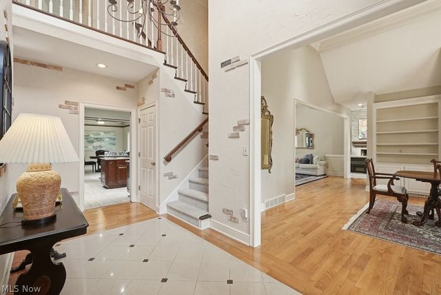 7751 Chagrin Road, Chagrin Falls, OH 44023