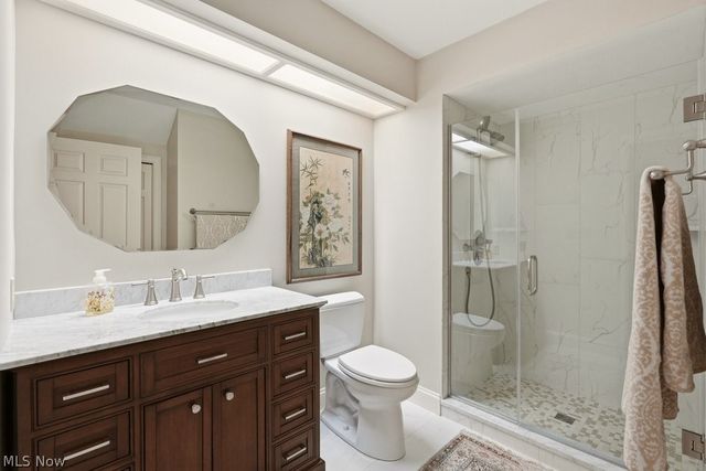 7751 Chagrin Road, Chagrin Falls, OH 44023