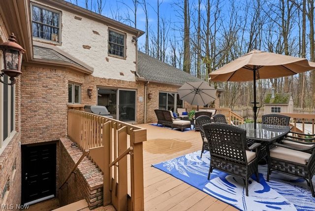7751 Chagrin Road, Chagrin Falls, OH 44023