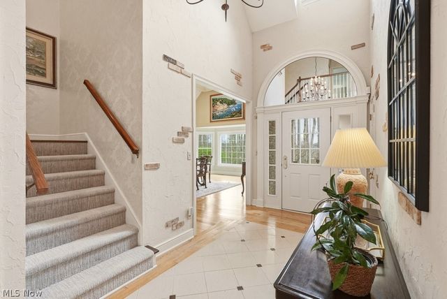 7751 Chagrin Road, Chagrin Falls, OH 44023