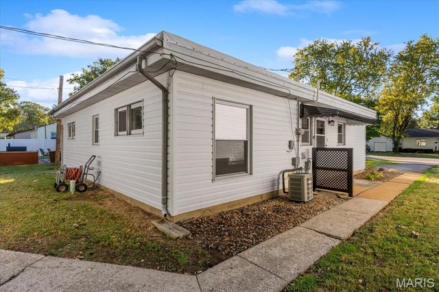508 E Jefferson Street, O'fallon, IL 62269