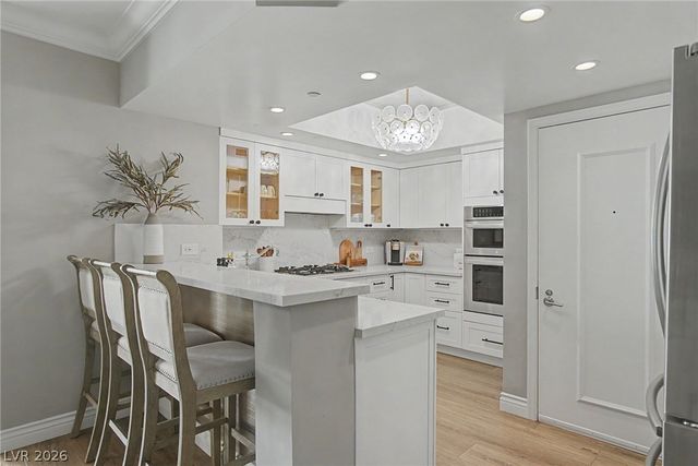 2777 Paradise Road 801, Las Vegas, NV 89109