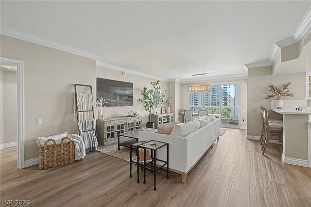 2777 Paradise Road 801, Las Vegas, NV 89109