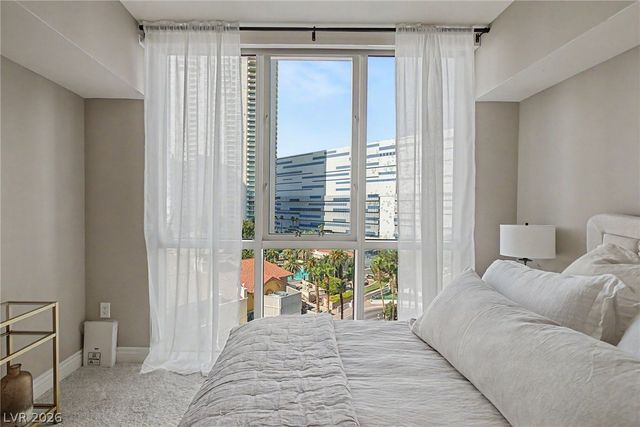 2777 Paradise Road 801, Las Vegas, NV 89109