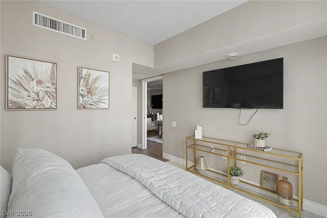 2777 Paradise Road 801, Las Vegas, NV 89109