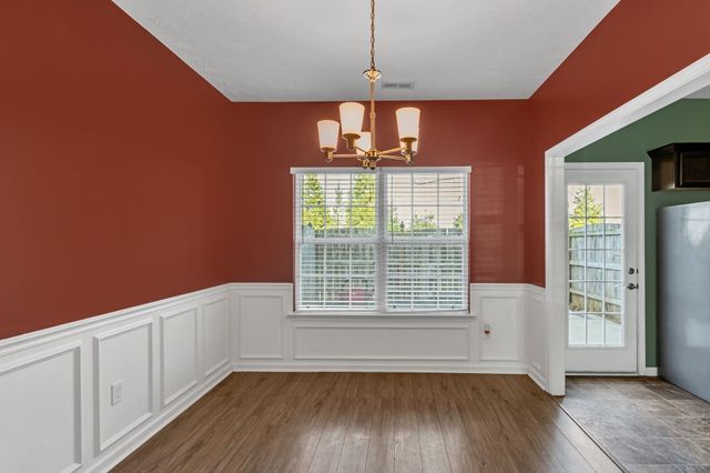 2417 New Holland Cir, Murfreesboro, TN 37128