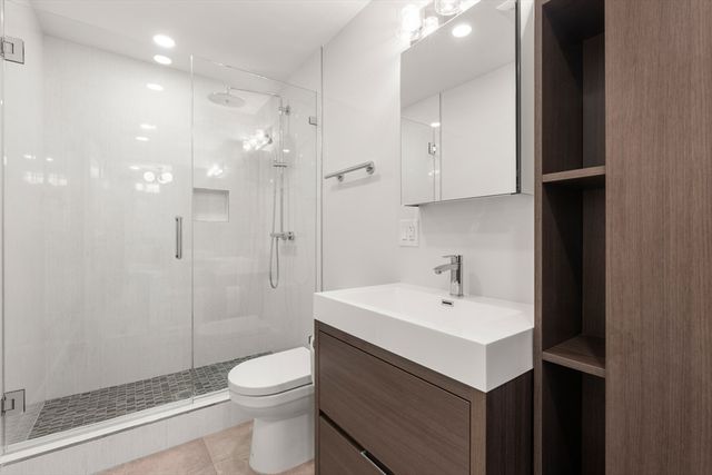 80 Verndale St, Brookline, MA 02446
