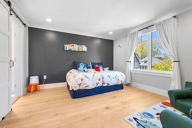 80 Verndale St, Brookline, MA 02446