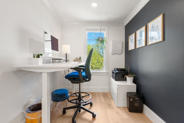 80 Verndale St, Brookline, MA 02446
