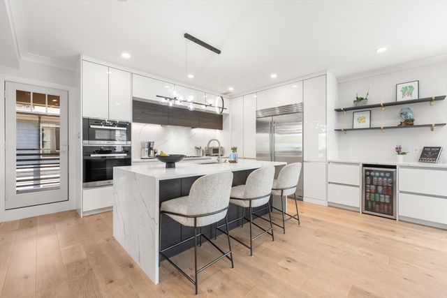 80 Verndale St, Brookline, MA 02446