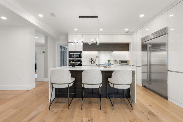 80 Verndale St, Brookline, MA 02446