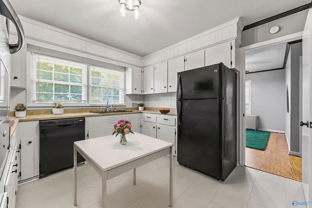 600 Gale Lane, Athens, AL 35611