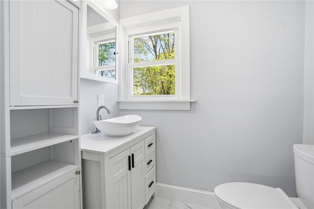 1567 Centerville Road, Warwick, RI 02886