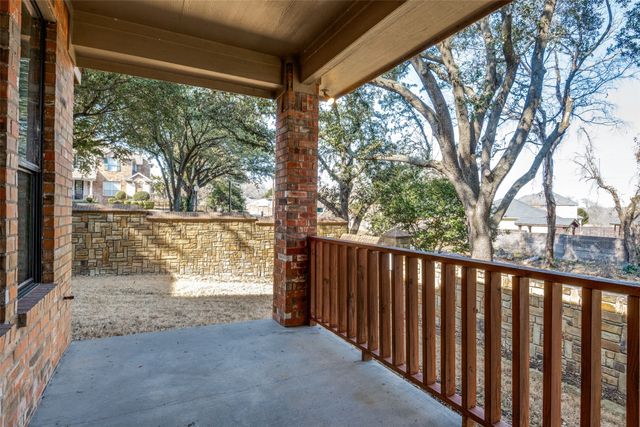 4402 Running Brook Drive, Rowlett, TX 75088