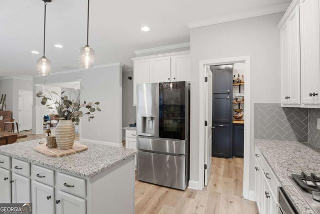 6175 Providence Drive, Gainesville, GA 30506