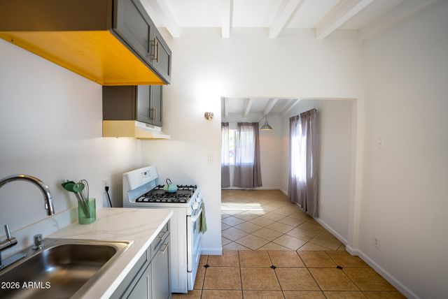 1630 E ADAMS Street, Phoenix, AZ 85034