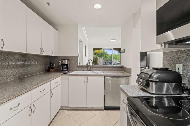 6540 NW 114th Ave 1423, Doral, FL 33178