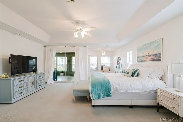 240 N Country Club Drive, Crystal River, FL 34429