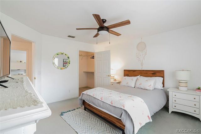 240 N Country Club Drive, Crystal River, FL 34429