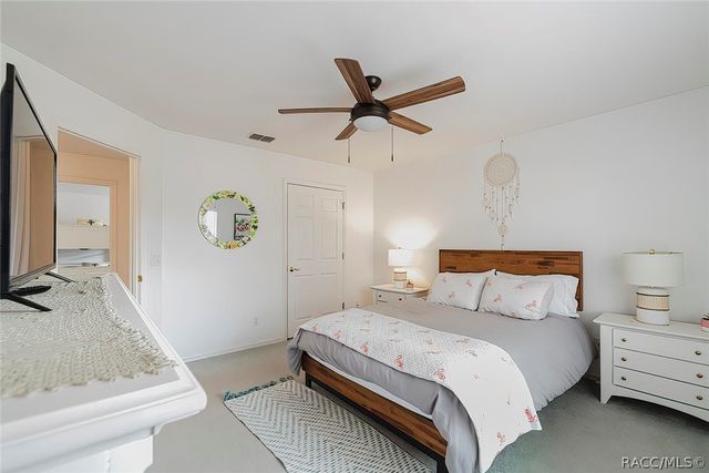 240 N Country Club Drive, Crystal River, FL 34429