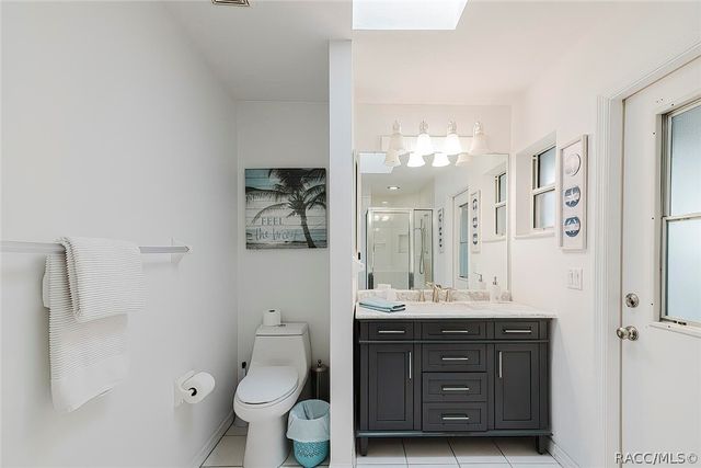 240 N Country Club Drive, Crystal River, FL 34429