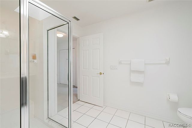 240 N Country Club Drive, Crystal River, FL 34429